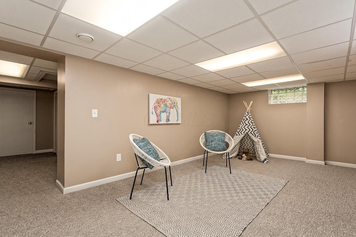 1569 Guilford Road Columbus, OH 43221 - Photo 30 of 39