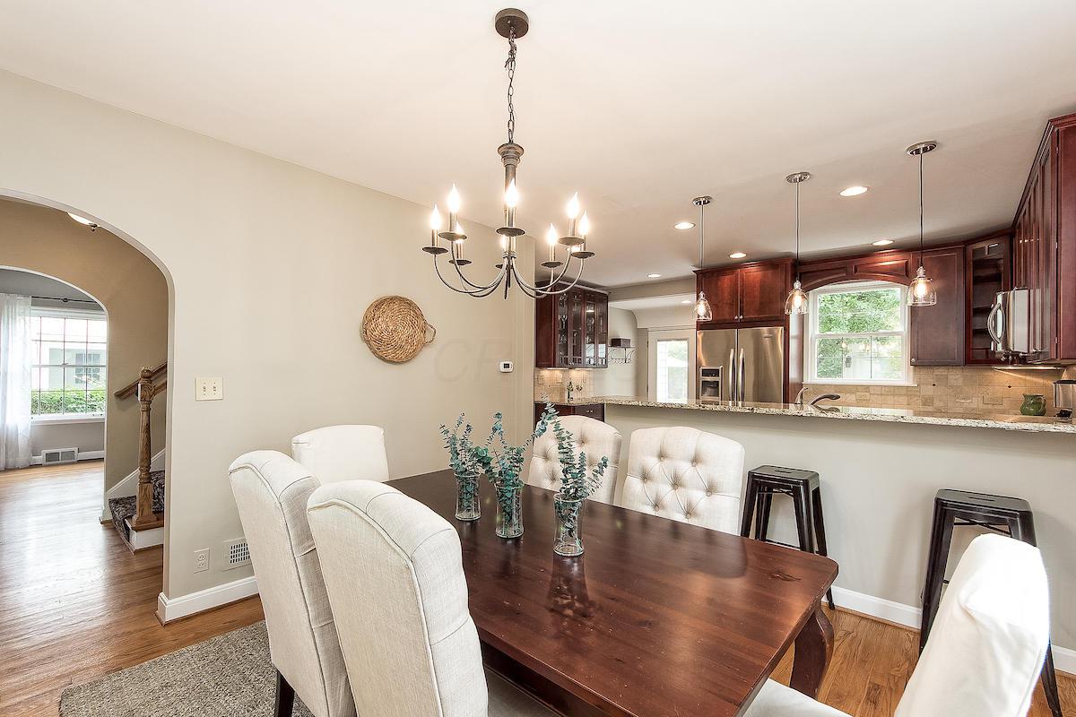1569 Guilford Road Columbus, OH 43221 - Photo 10 of 39