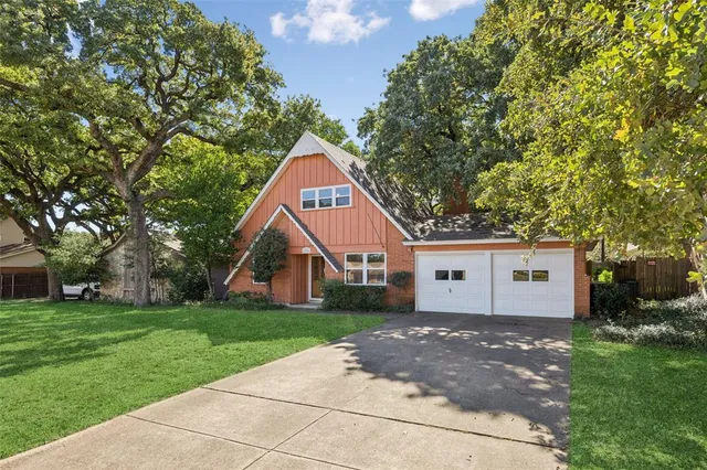 $245,000 | 1706 Chip-N-Dale Drive, Arlington, TX 76012