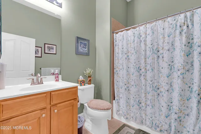 $745,000 | 33 Harvey Cedar Way, Waretown, NJ 08758