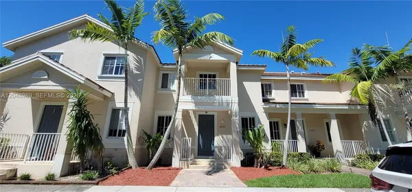 $2,550 | 27300 Southwest 140th Passage, Homestead, FL 33032