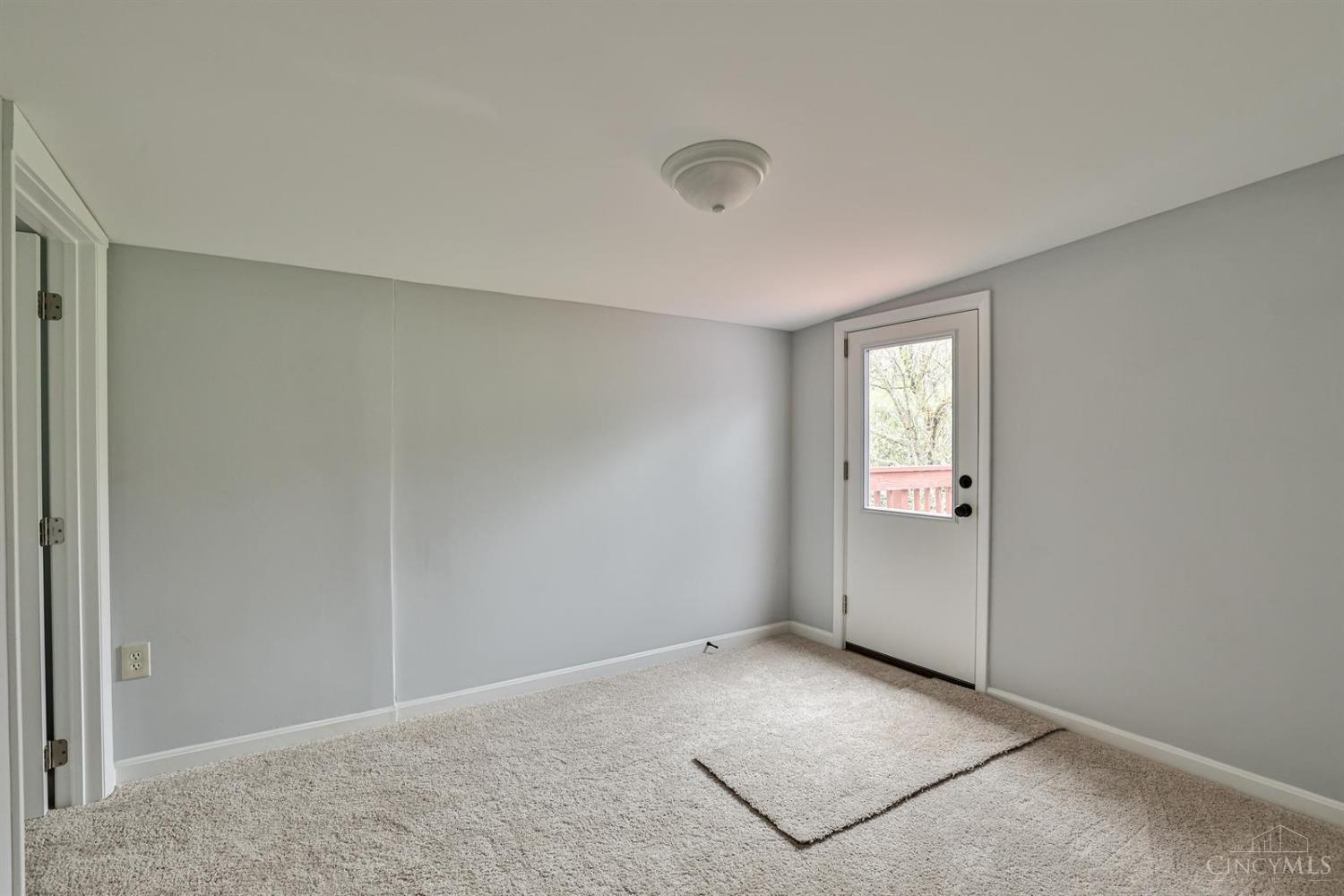 5990 Deerfield Road Milford, OH 45150 - Photo 15 of 36 Gallery Image 15