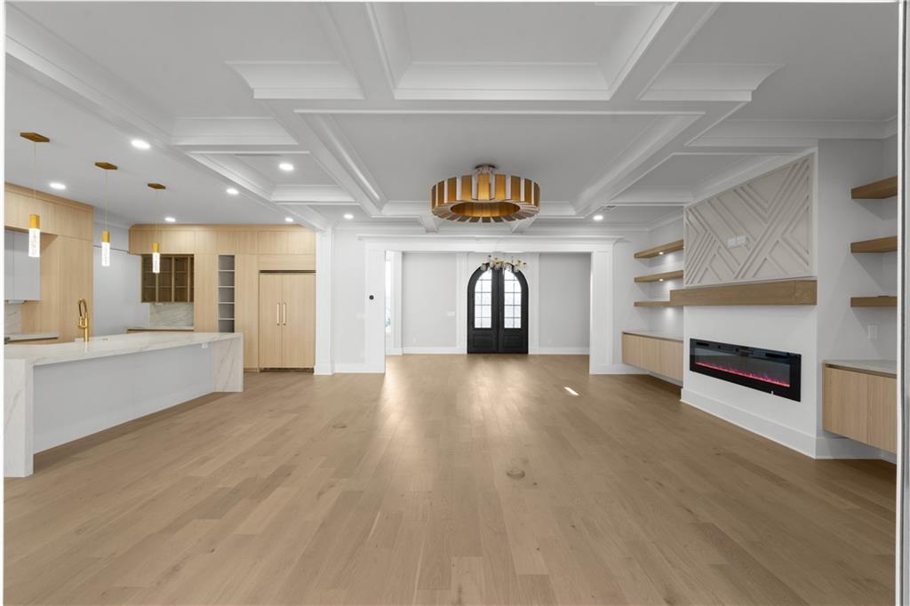 407 Thunder Road Suwanee, GA 30024 - Photo 11 of 126