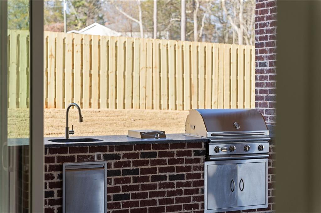 407 Thunder Road Suwanee, GA 30024 - Photo 37 of 126