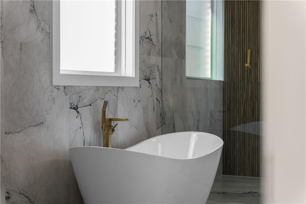 407 Thunder Road Suwanee, GA 30024 - Photo 56 of 126