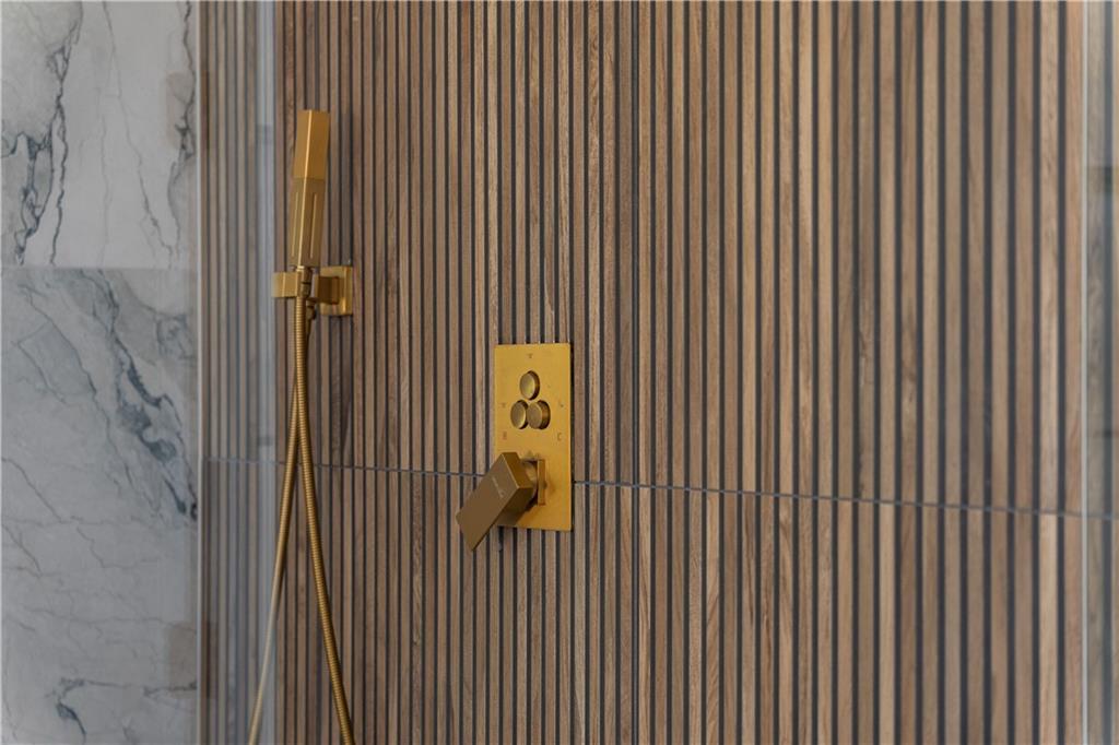 407 Thunder Road Suwanee, GA 30024 - Photo 58 of 126