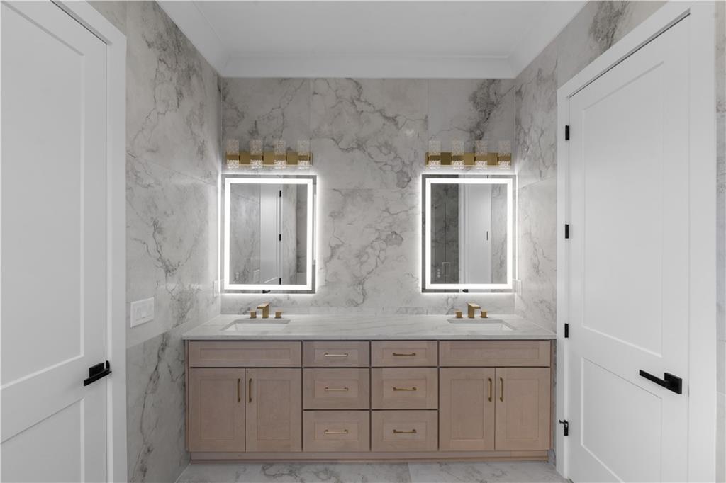 407 Thunder Road Suwanee, GA 30024 - Photo 76 of 126