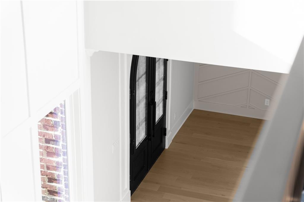 407 Thunder Road Suwanee, GA 30024 - Photo 8 of 126