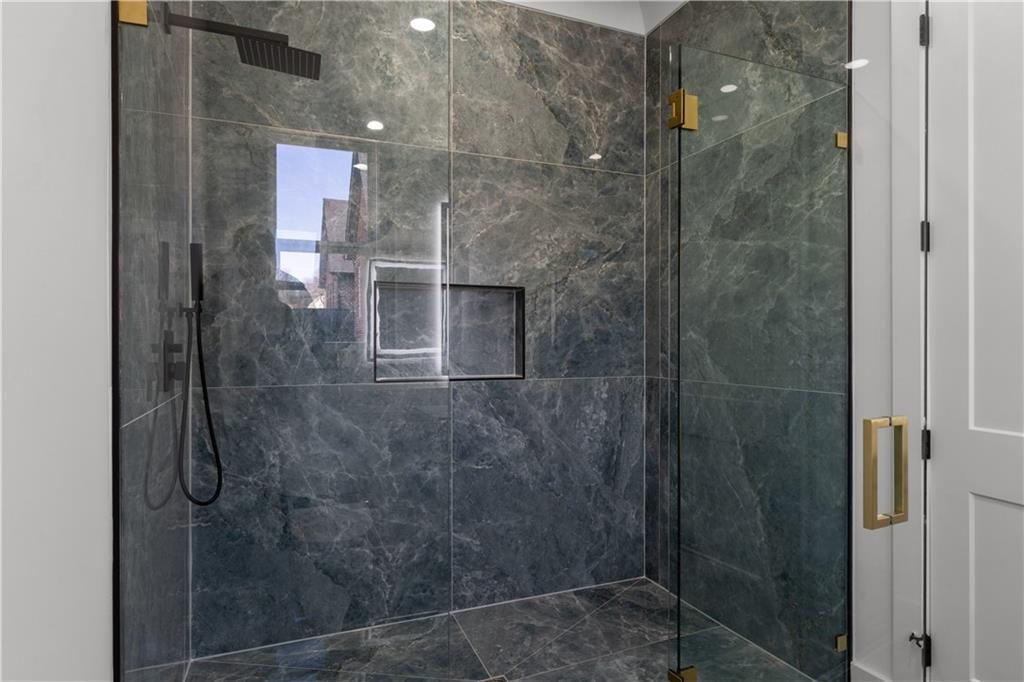 407 Thunder Road Suwanee, GA 30024 - Photo 96 of 126