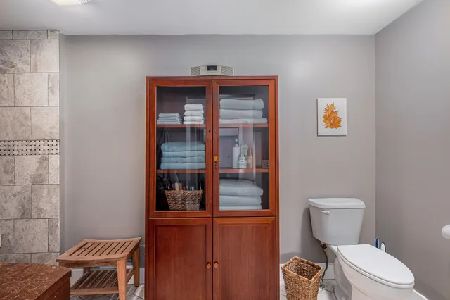 $699,000 | 10550 West Holland Lake Road, Greenville, MI 48838