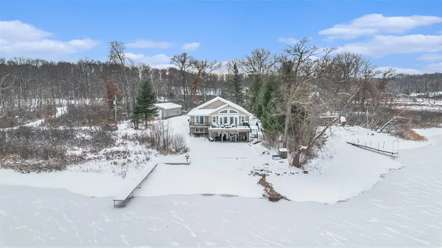 $699,000 | 10550 West Holland Lake Road, Greenville, MI 48838