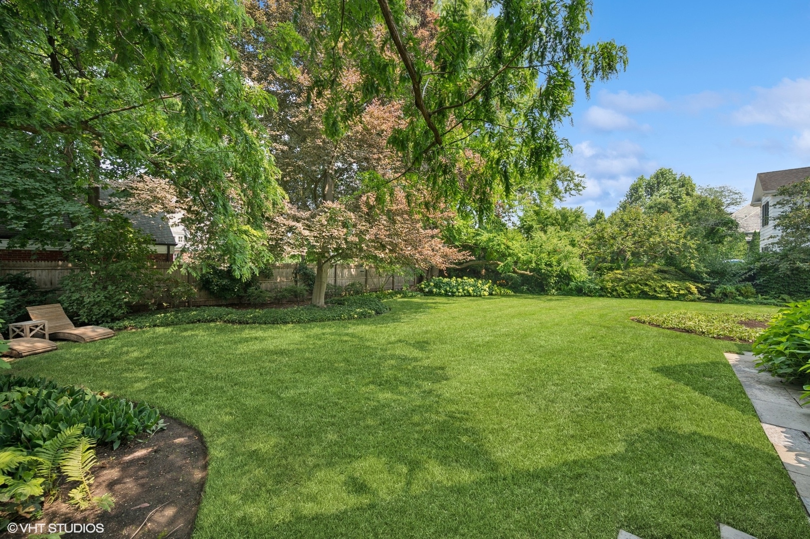 321 Leicester Road Kenilworth, IL 60043 - Photo 3 of 86 Gallery Image 3