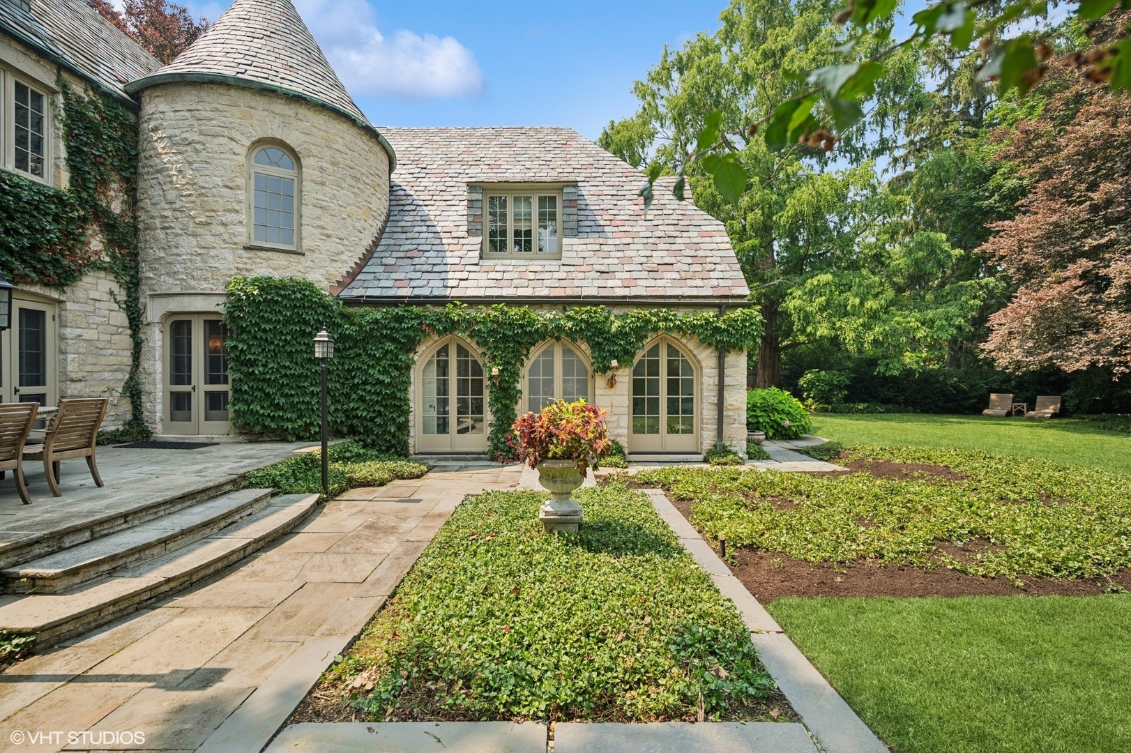 321 Leicester Road Kenilworth, IL 60043 - Photo 70 of 86 Gallery Image 70