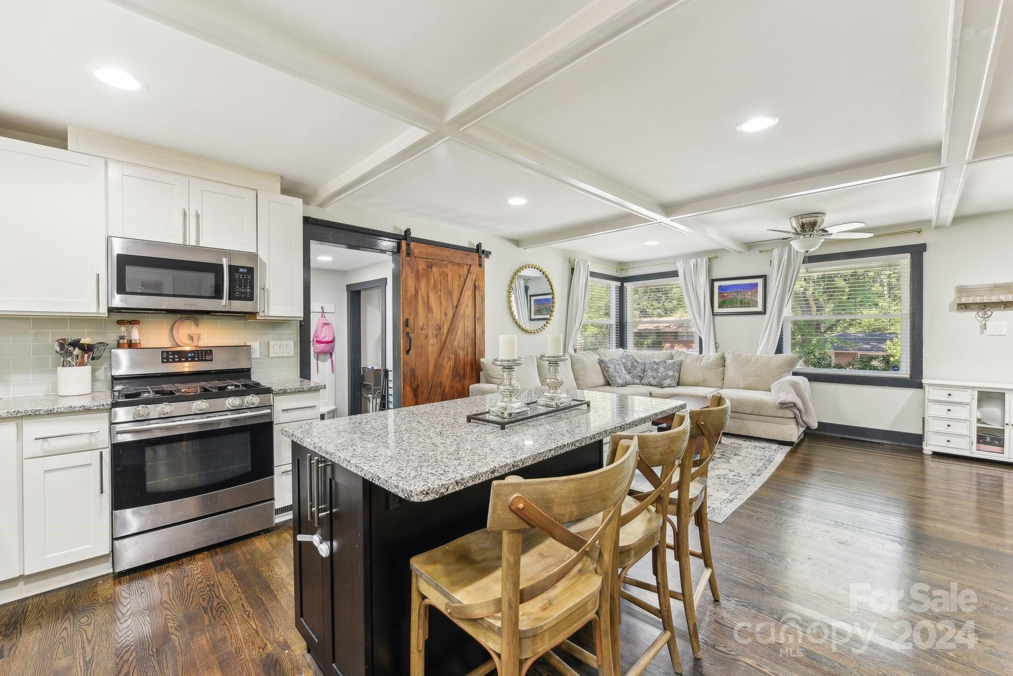 628 Manhasset Road Charlotte, NC 28209 - Photo 12 of 31