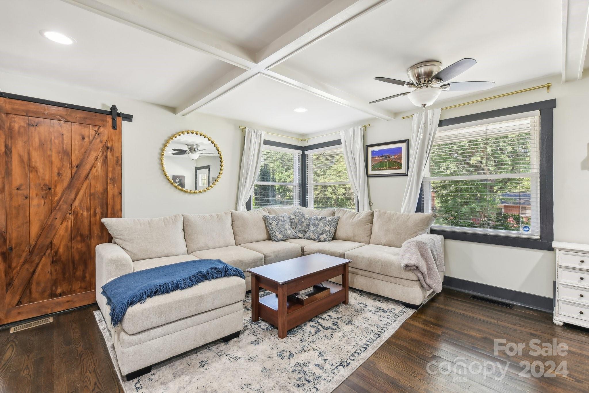 628 Manhasset Road Charlotte, NC 28209 - Photo 5 of 31