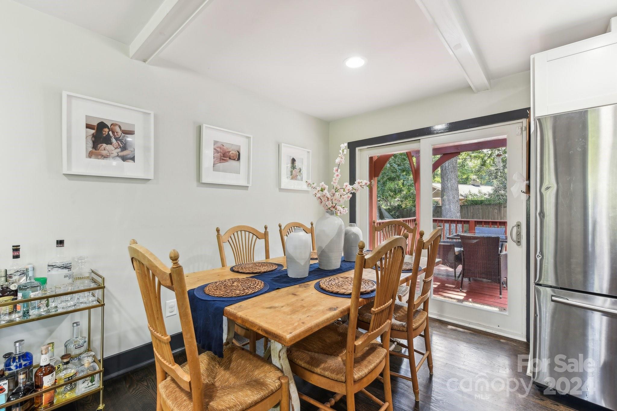 628 Manhasset Road Charlotte, NC 28209 - Photo 6 of 31