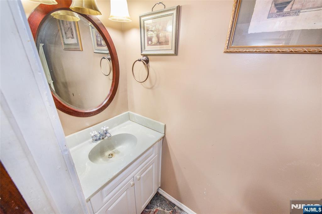 1635 Union Valley Road West Milford, NJ 07480 - Photo 14 of 46
