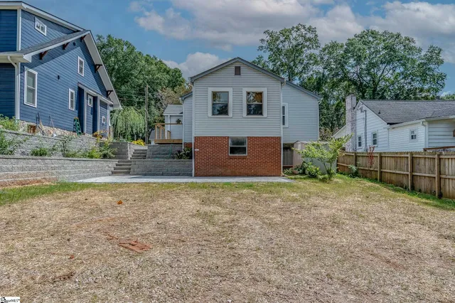 $2,645 | 202 Briarcliff Drive, Greenville, SC 29607