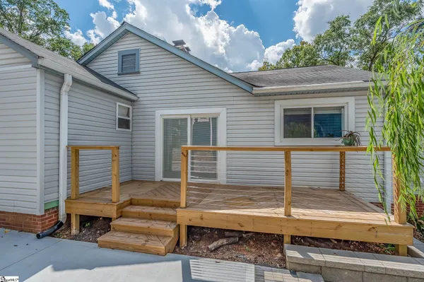 $2,640 | 202 Briarcliff Drive, Greenville, SC 29607