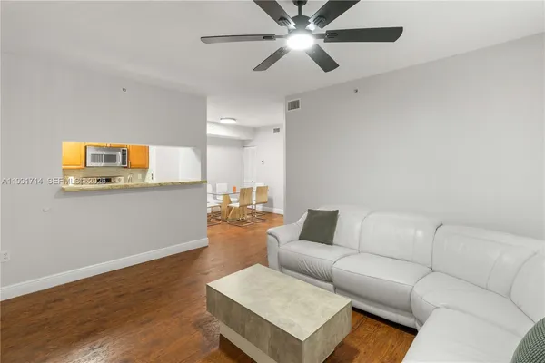 $2,200 | 2120 West Preserve Way, Unit 202, Miramar, FL 33025