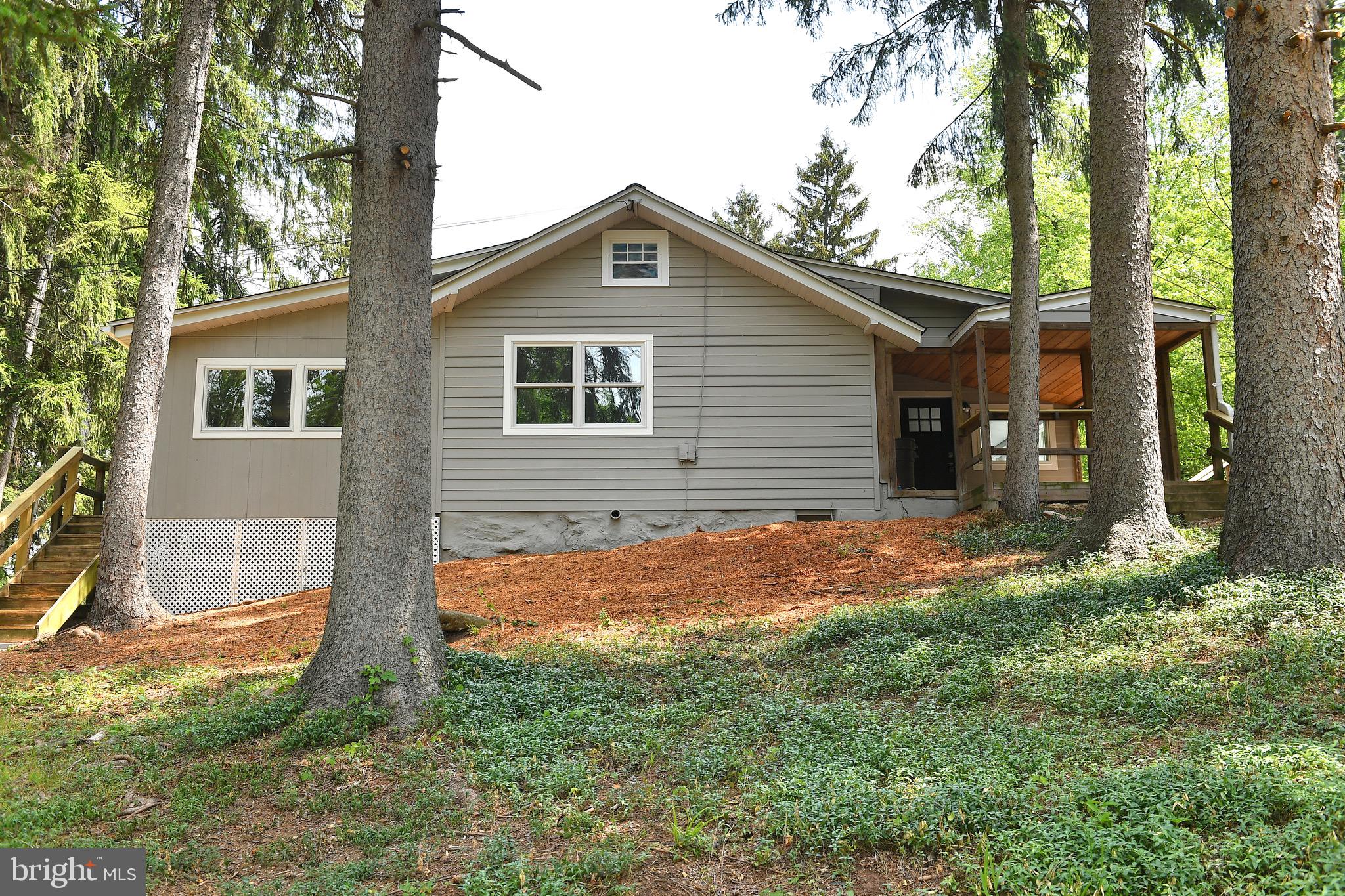 715 East Neversink Road Reading, PA 19606 - Photo 2 of 25 Gallery Image 2