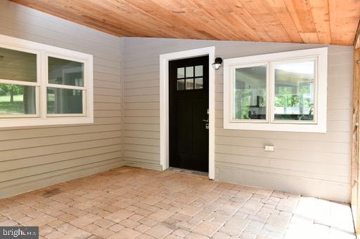 715 East Neversink Road Reading, PA 19606 - Photo 22 of 25 Gallery Image 22