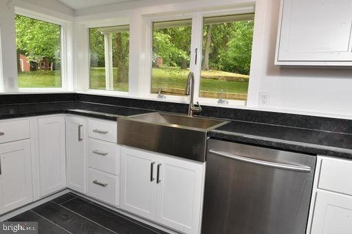 715 East Neversink Road Reading, PA 19606 - Photo 9 of 25 Gallery Image 9