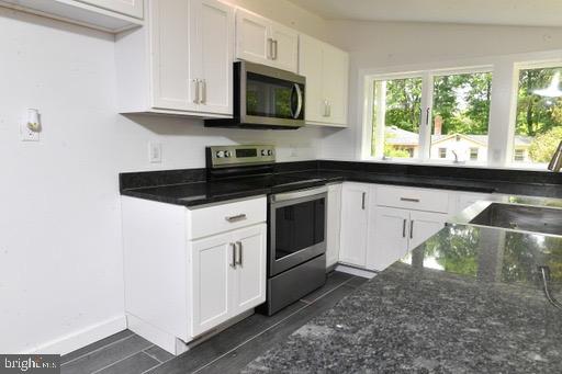 715 East Neversink Road Reading, PA 19606 - Photo 10 of 25 Gallery Image 10