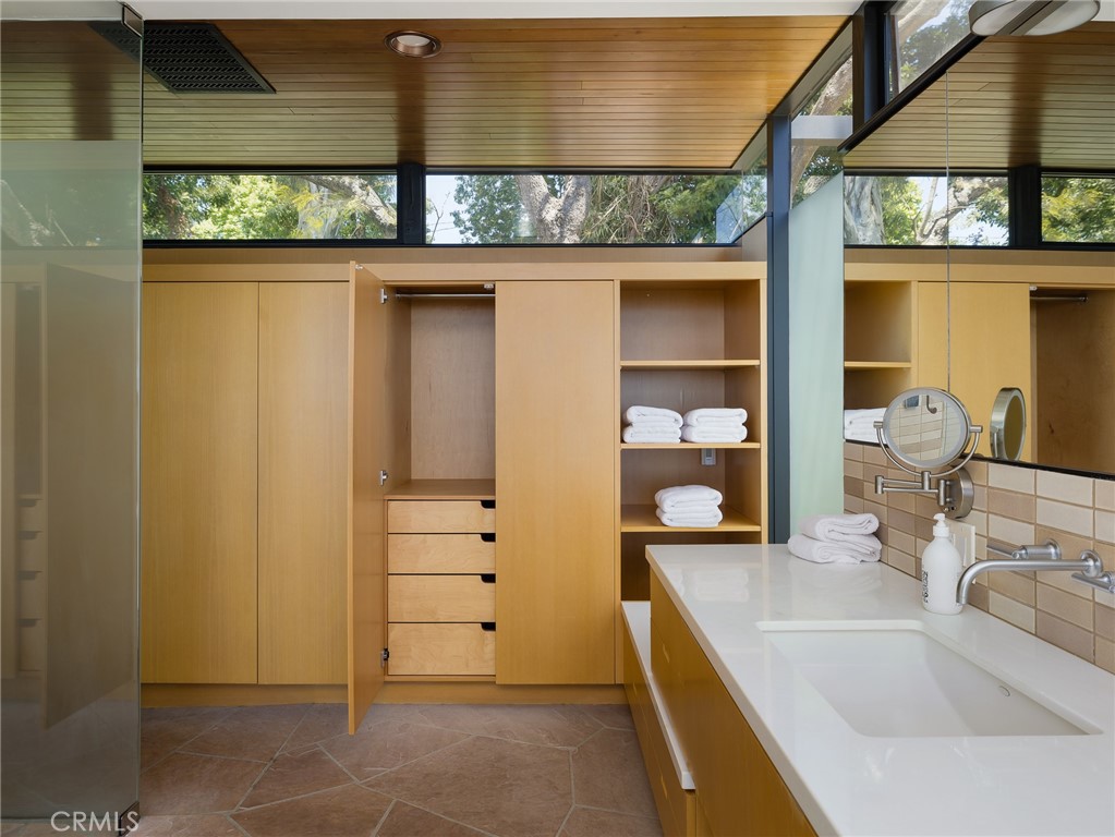 7 Cinchring Road Rolling Hills, CA 90274 - Photo 20 of 38