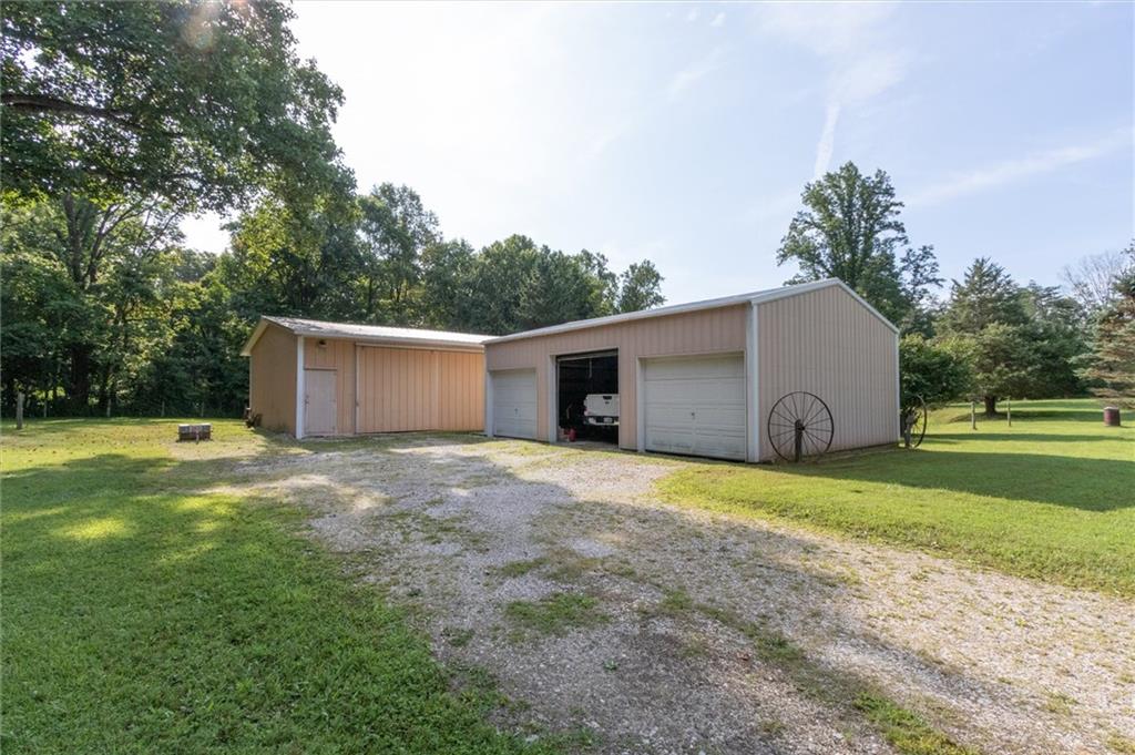 12655 West Sawmill Road Columbus, IN 47201 - Photo 29 of 35