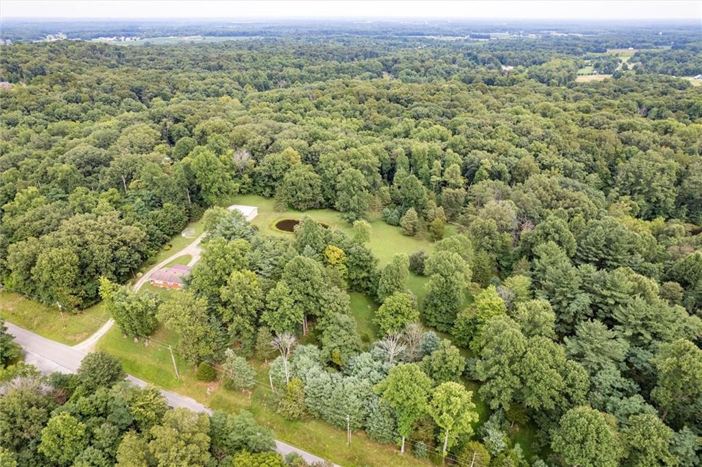 12655 West Sawmill Road Columbus, IN 47201 - Photo 4 of 35