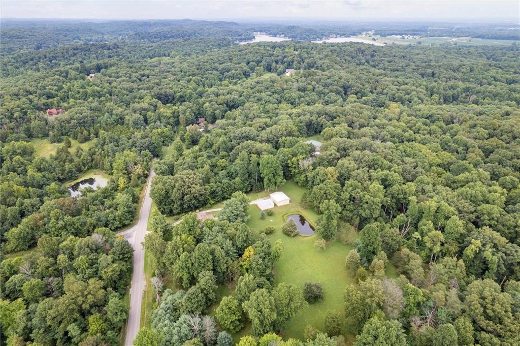 12655 West Sawmill Road Columbus, IN 47201 - Photo 8 of 35