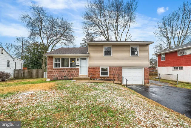 $299,000 | 1108 Providence Road, Secane, PA 19018