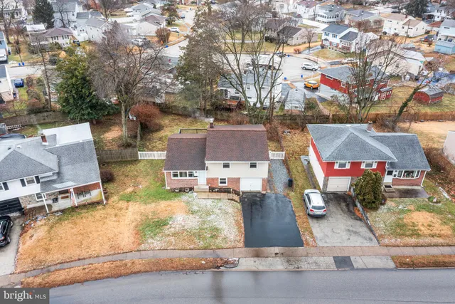 an aerial view of a houses