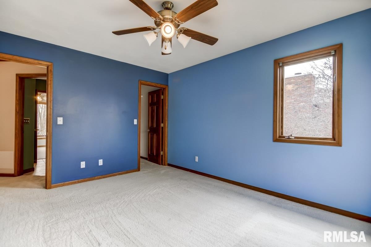 405 Colbrook Drive Springfield, IL 62702 - Photo 33 of 49