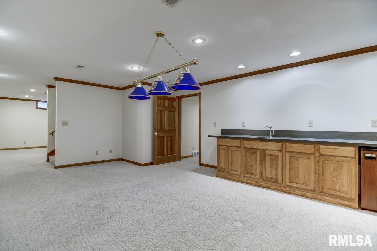405 Colbrook Drive Springfield, IL 62702 - Photo 38 of 49