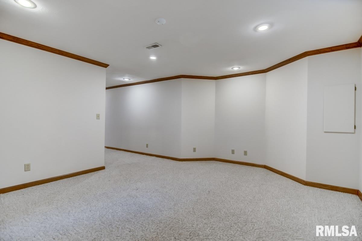 405 Colbrook Drive Springfield, IL 62702 - Photo 43 of 49