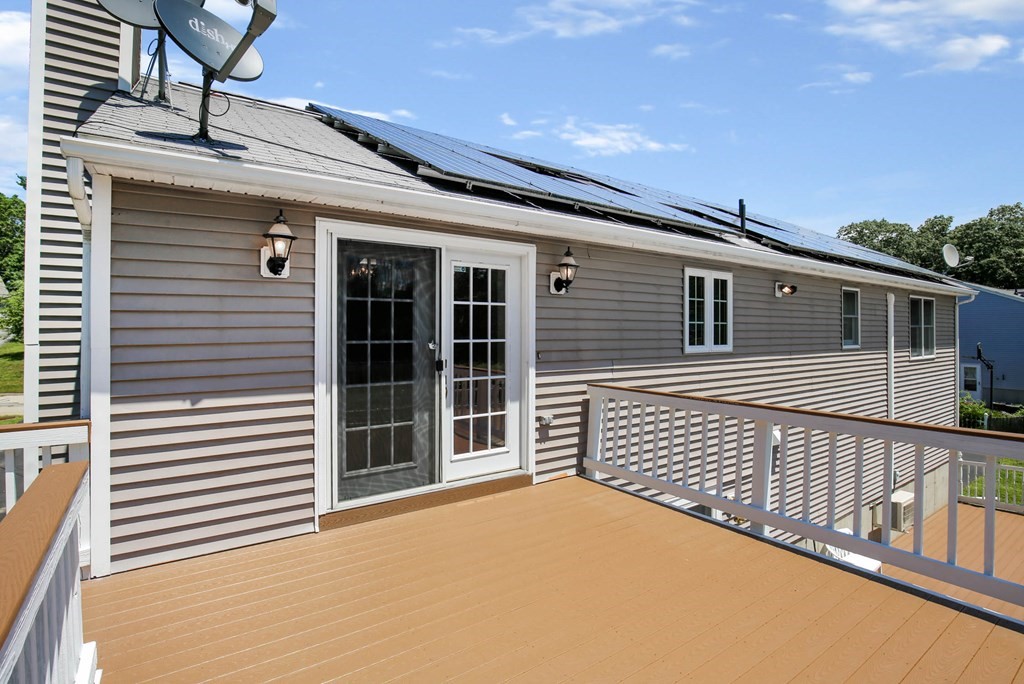 9 Riverside Drive Webster, MA 01570 - Photo 35 of 42 Gallery Image 35