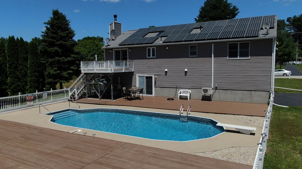 9 Riverside Drive Webster, MA 01570 - Photo 39 of 42 Gallery Image 39