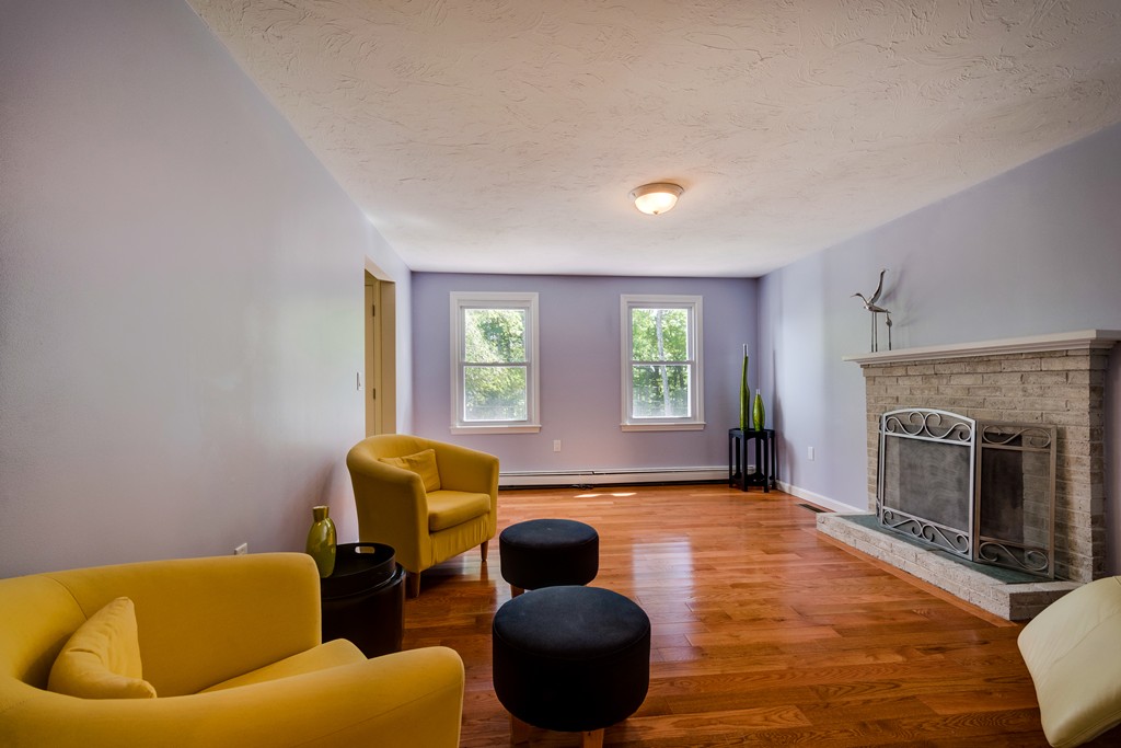 56 Spring Street Hopkinton, MA 01748 - Photo 11 of 30 Gallery Image 11