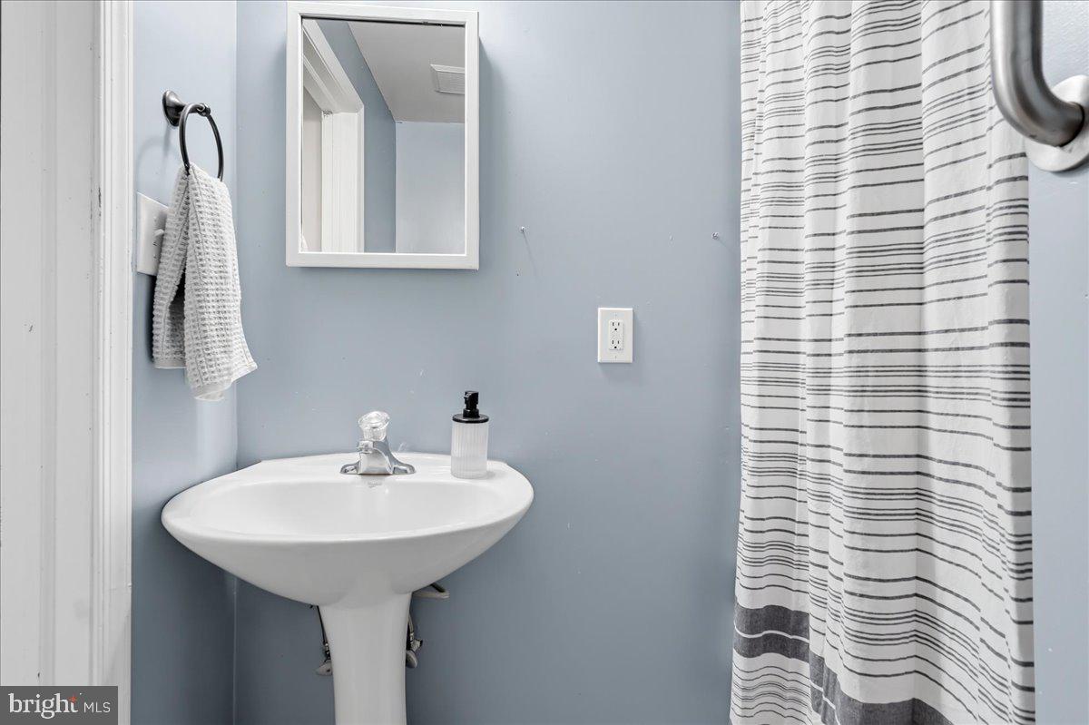 1494 Dockside Court Frederick, MD 21701 - Photo 20 of 28