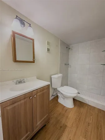 $2,300 | 8411 Northwest 8th Street, Unit 301, Miami, FL 33126