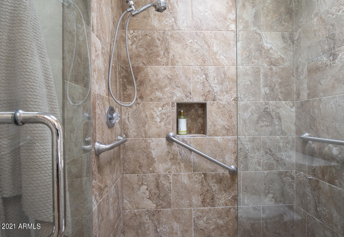 1517 East Royal Palm Road Phoenix, AZ 85020 - Photo 16 of 26 1517 E Royal Palm-16