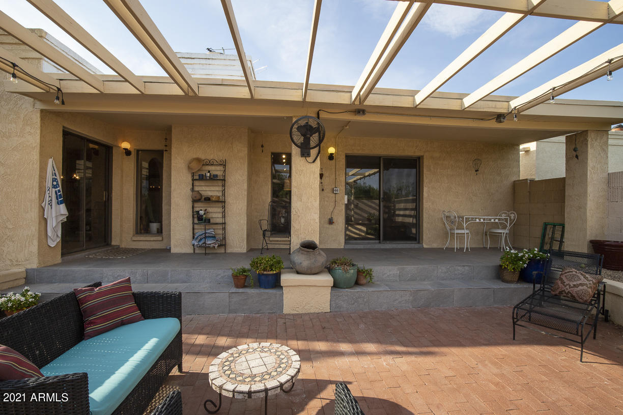 1517 East Royal Palm Road Phoenix, AZ 85020 - Photo 23 of 26 1517 E Royal Palm-23