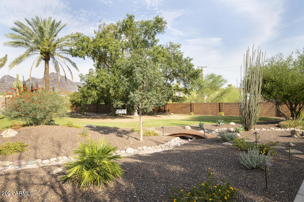 1517 East Royal Palm Road Phoenix, AZ 85020 - Photo 25 of 26 1517 E Royal Palm-25