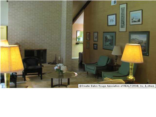 667 Rodney Drive Baton Rouge, LA 70808 - Photo 11 of 18 Gallery Image 11