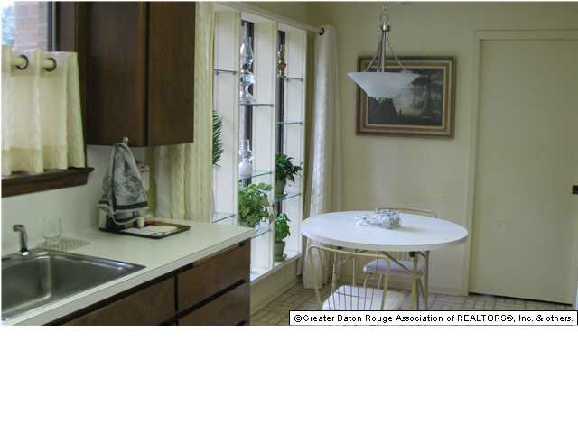 667 Rodney Drive Baton Rouge, LA 70808 - Photo 17 of 18 Gallery Image 17