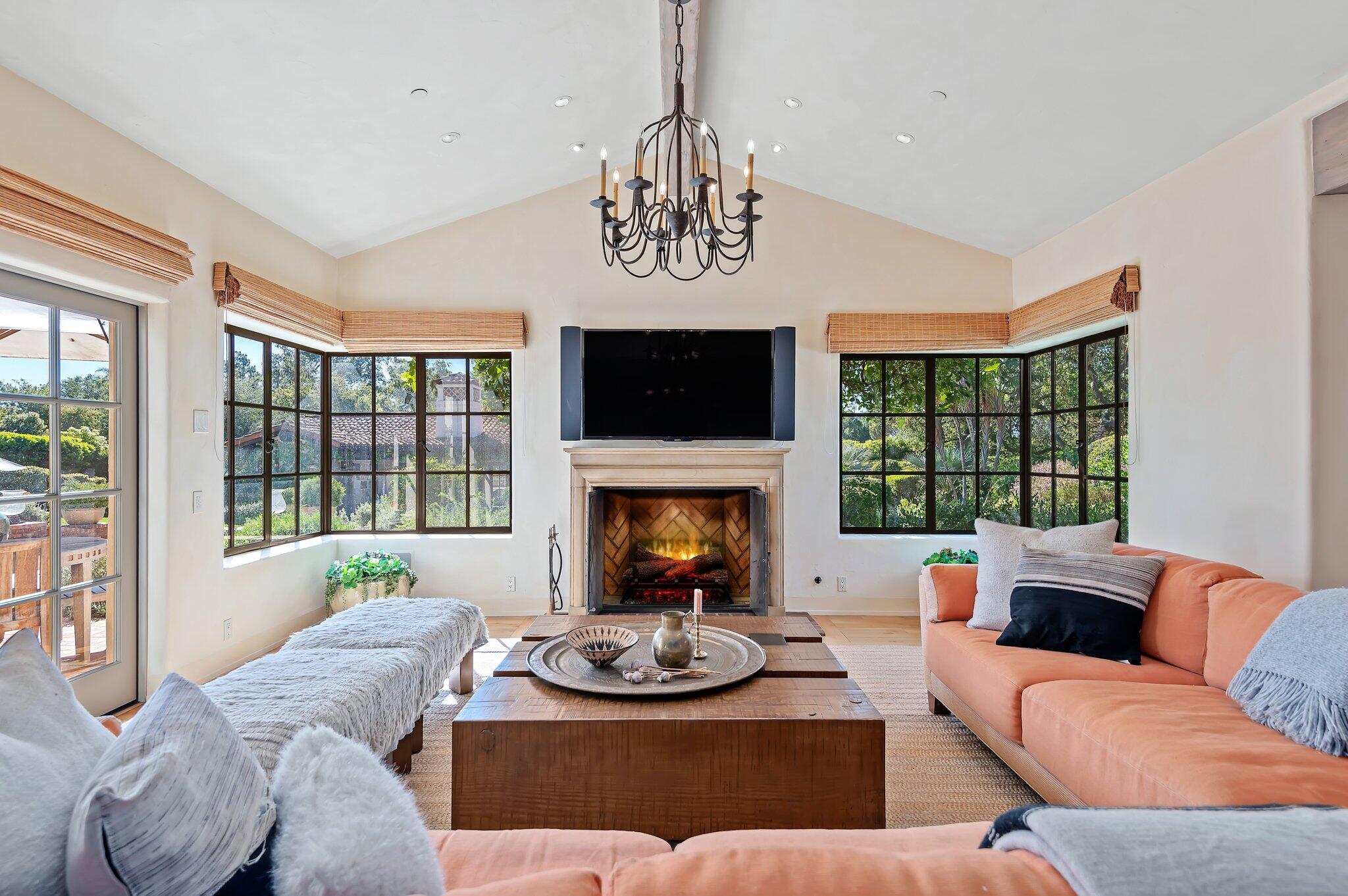 770 Riven Rock Road Santa Barbara, CA 93108 - Photo 16 of 62 15-web-or-mls-15 - Family Room