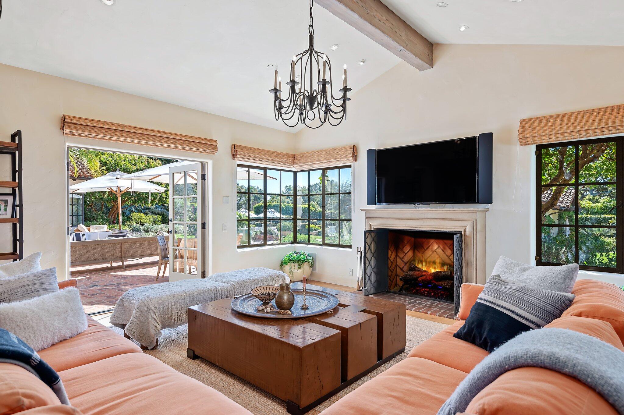 770 Riven Rock Road Santa Barbara, CA 93108 - Photo 17 of 62 16-web-or-mls-16 - Family Room