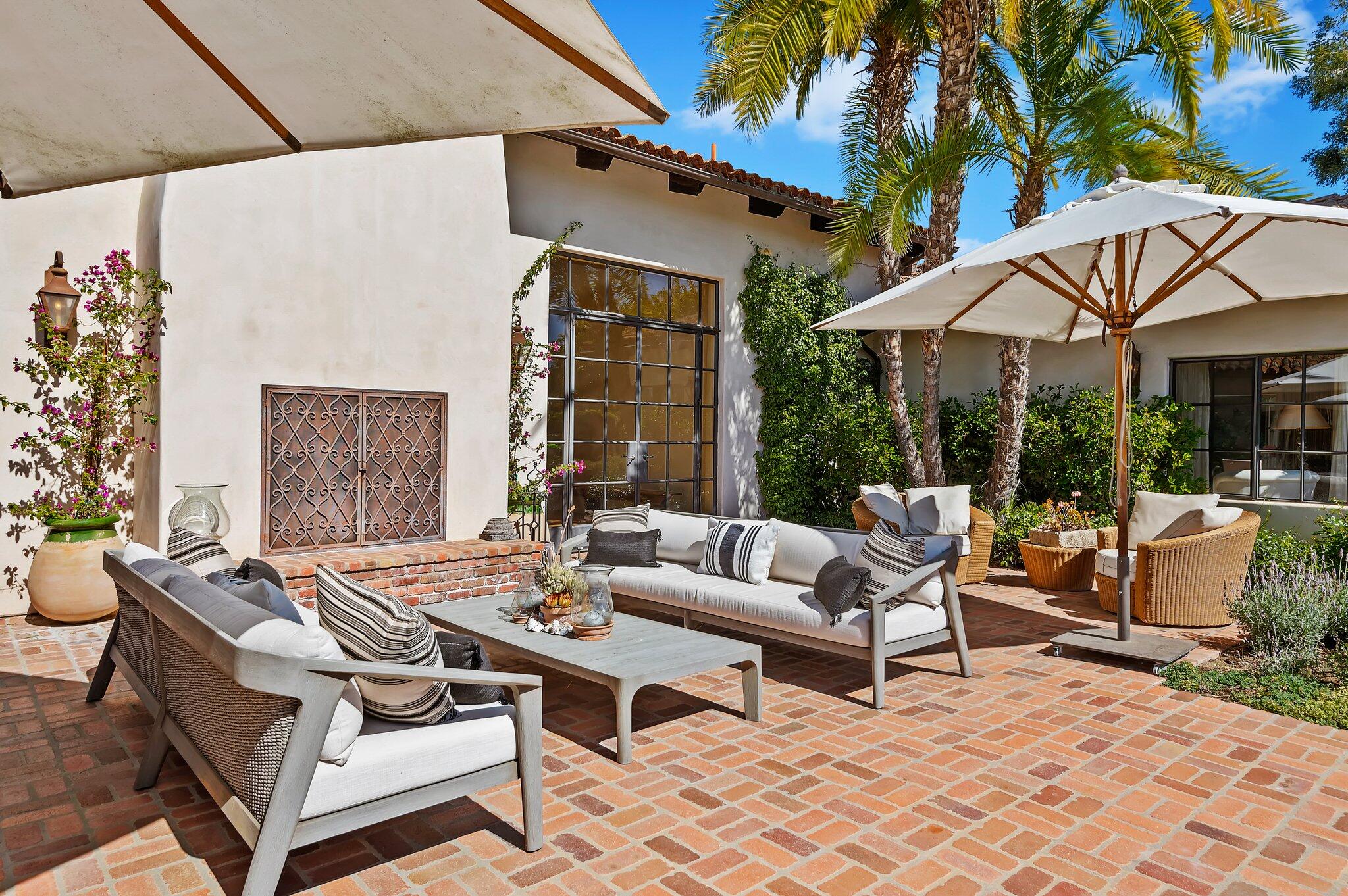 770 Riven Rock Road Santa Barbara, CA 93108 - Photo 22 of 62 21-web-or-mls-21 - Back Patio